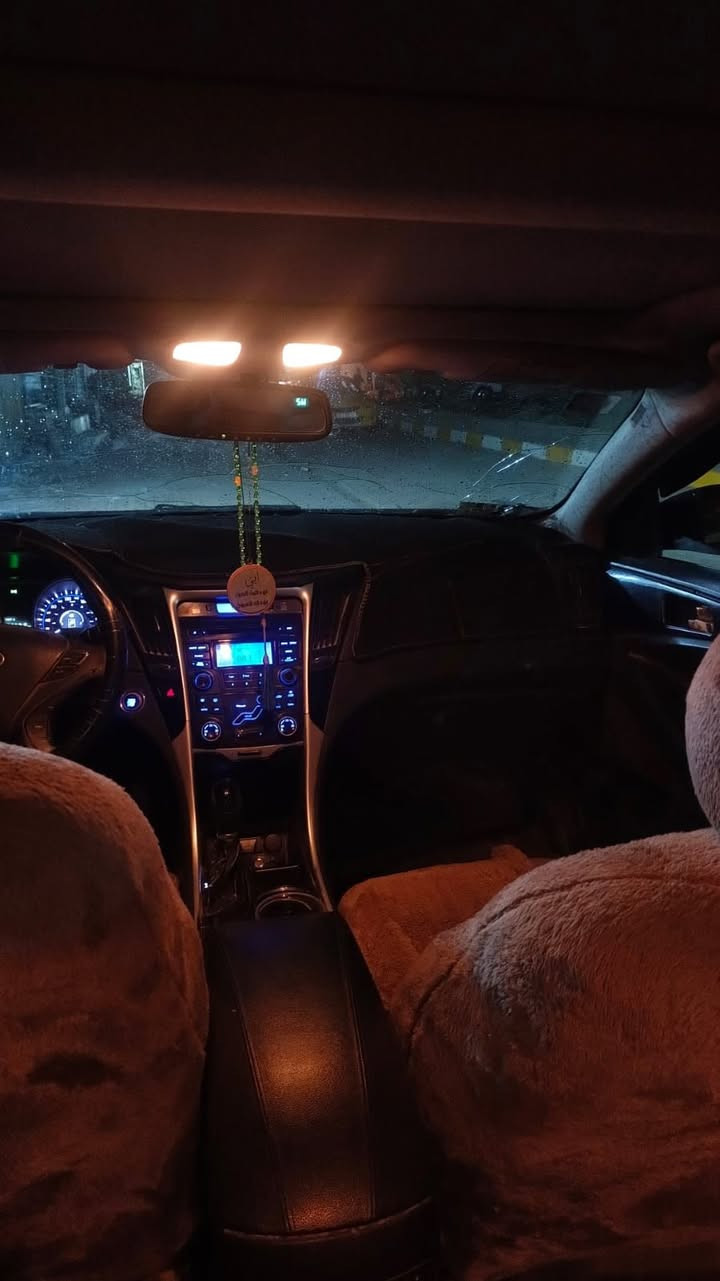 سيارة سوناتا اسود رقم بغداد وارد امريكي فول مواصفات بصمة سيارة كير ومحرك مكفولات تبريد
 فقط حدادية وسط بية شغلات بسيطة نتفق عليهن من تشتري مكاني الديوانية 
‏‪***********‬‏
