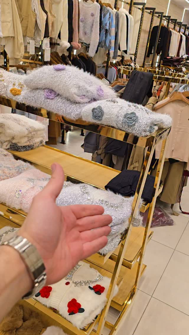 ملابس