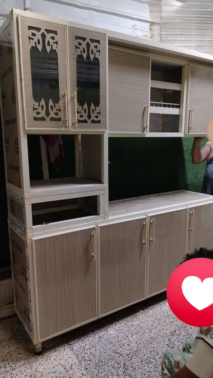 كاونتر مستعمل قليل نضيف يخبل
كلشي مابي تجي وتشوفه بعينك مكاني الشعله ٣٥٠ بي مجال 
تواصل اتصال فقط ***********
