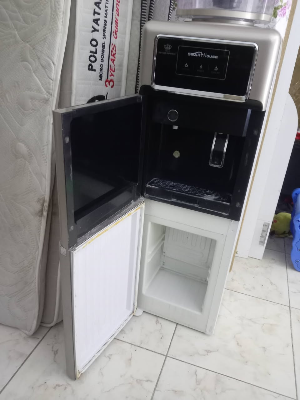 اغراض للبيع تواصل واتساب فقط *********** مع صورة الغرض المطلوب
