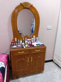 ميز تواليت • كنتور