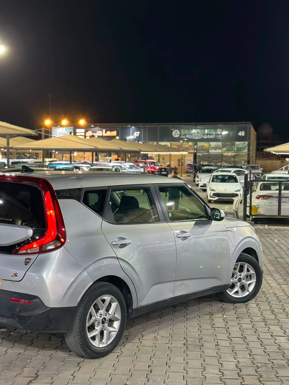 🚘 كيا سول 2020 للبيع
🔥 سول موديل 2020 — نظيفة ومرتبة 🔥

✨ المواصفات:

* موديل 2020

* لون فضي

* رادار توقف ذاتي 

* جنوط أصلية

* شاشة

* كاميرا خلفية

* حساسات

* تحكم بالمقود

* مرايا كهربائية

* تكييف

* داخلية نظيفة

* محرك اقتصادي

* السيارة جاهزة للاستخدام

💰 السعر: 118ورقة

📞 للاستفسار والتفاصيل الاتصال ***********

#معارض #كربلاء #بيع #شراء #السيارات
