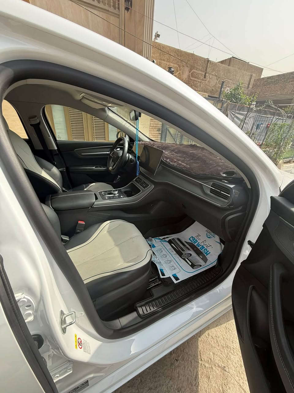 دسترويل • ٢٠٢٥ • ماشية ٨٠٠٠