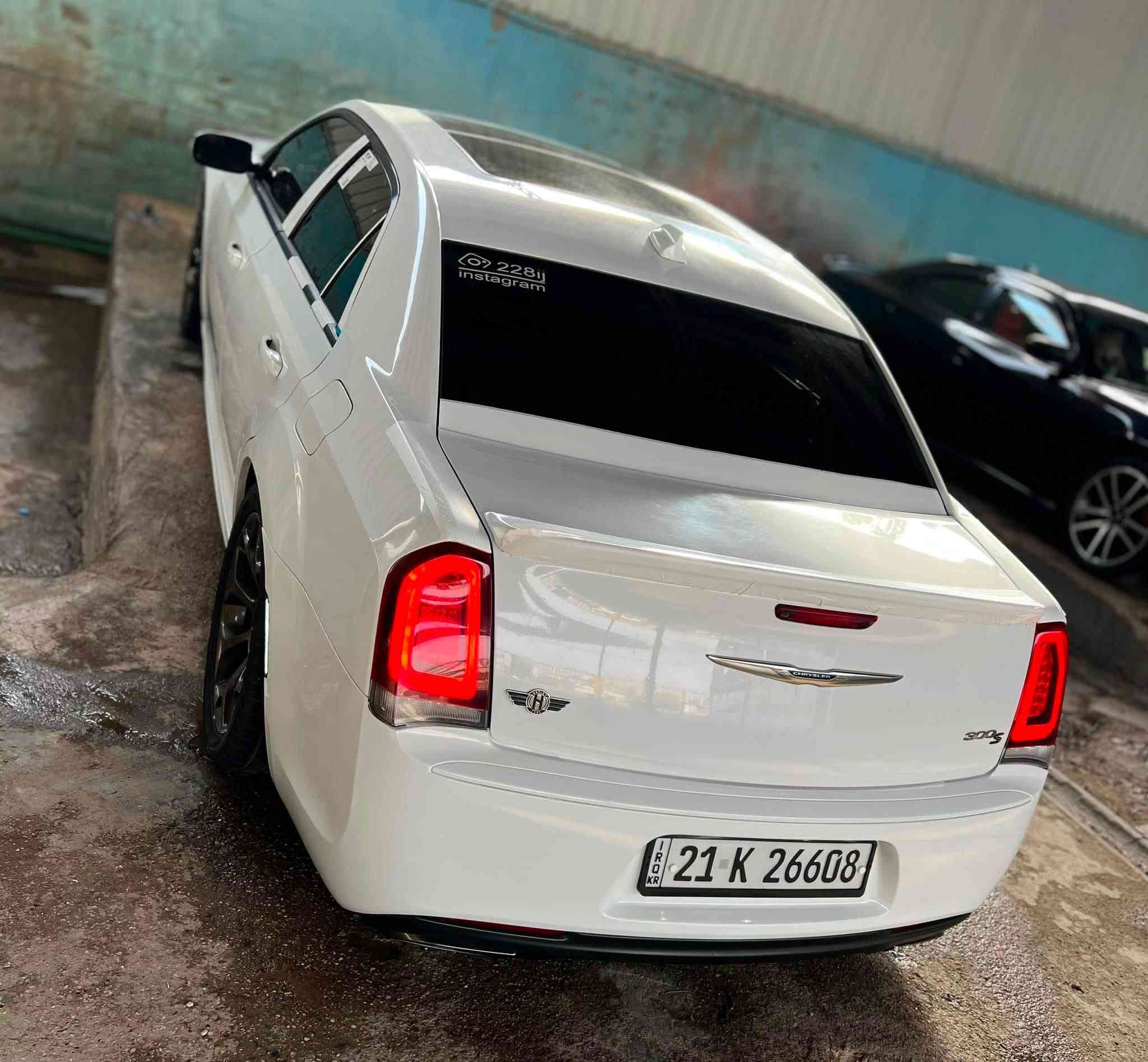 ‎كرايسلر S300
‎موديل -2018 Ⓜ️
‎فئــة - S-Goold آس گولد🥇
‎#فوول مواصفات 
‎خليجي مكفوله -عدى ملاحضة بسيطه كلش 🅿️
‎السياره على وضع شركه🏢 
ماشيه 122.000km  
📱 ***********
  واتساب - اتصال ☎️
