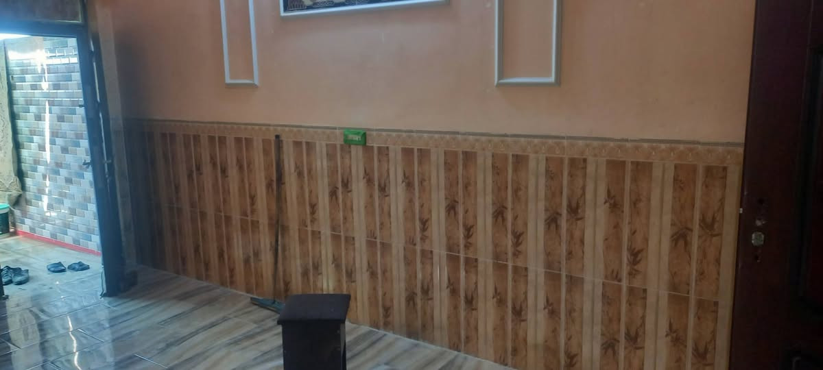 السلام عليكم 
هذ جزء بسيط من شغلي  عمل🥰 كافة انوع الديكورات وجميع انوع الاصباغ بديل الخشب بديل الرخام فلين ورق جدران والوا🌹جهيات وتصميم الحديث وبأنسب🌺 الأسعار 
رقم الهاتف  ***********
