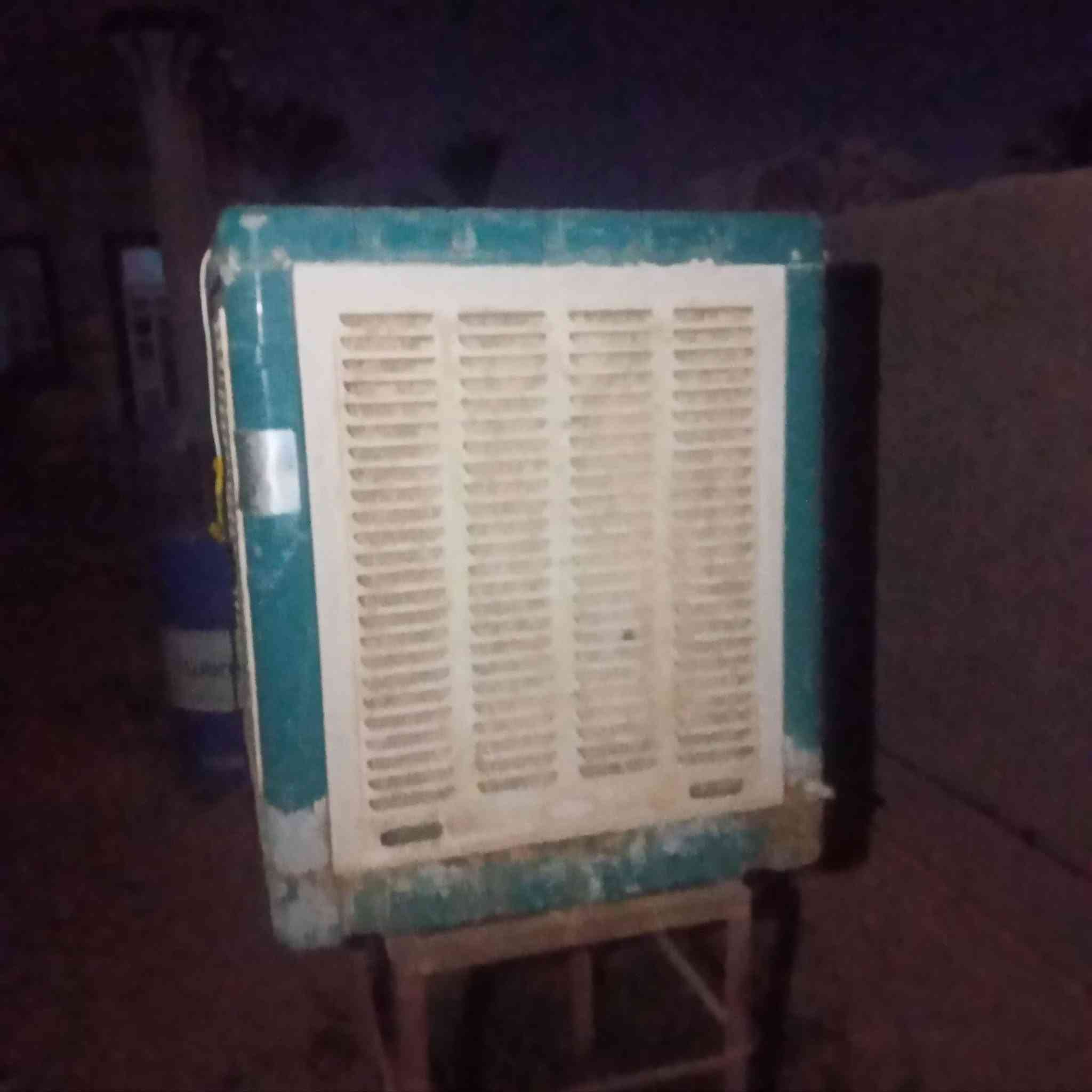 السلام عليكم
يوجد موطور ماء للبيع بعده جديد استخدام قليل 

ومبرده شغاله للبيع 

للاستفسار الاتصال على الرقم او خاص 
***********
