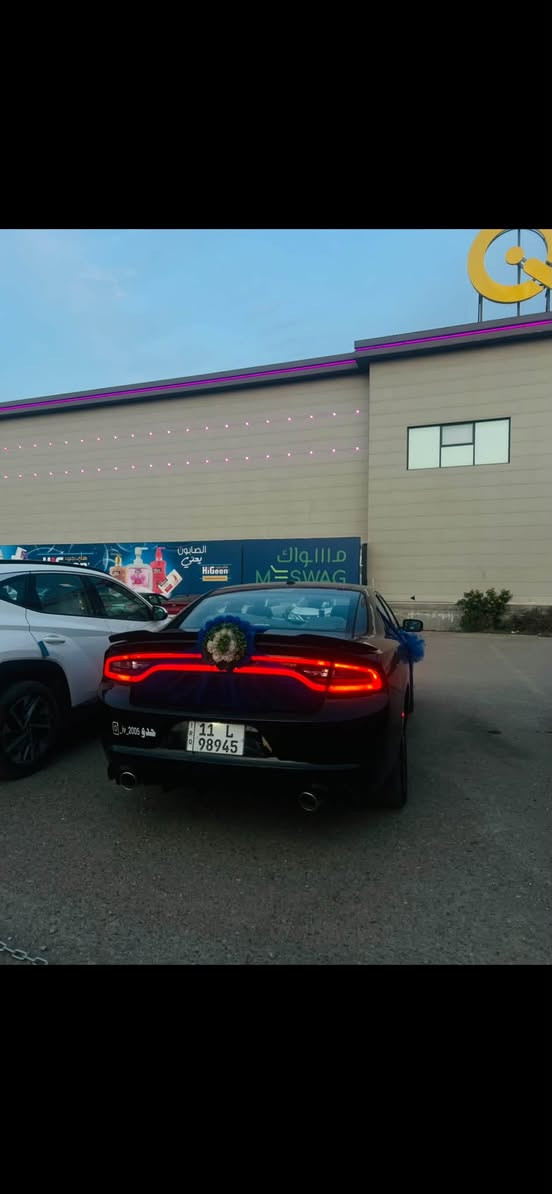 السلام عليكم للبيع 
جارجر SXT  2019
مواصفات الsxt معروفه 
السياره كيلن تايتل بدون حادث ولا غرق 
استخدام شخصي  مال بيت 
السياره جديده بمعنى الكلمه 
رقم بغداد الجديد باسمي تحويل مباشر 
مكاني بغداد الغزالية 
للاستفسار 
***********
