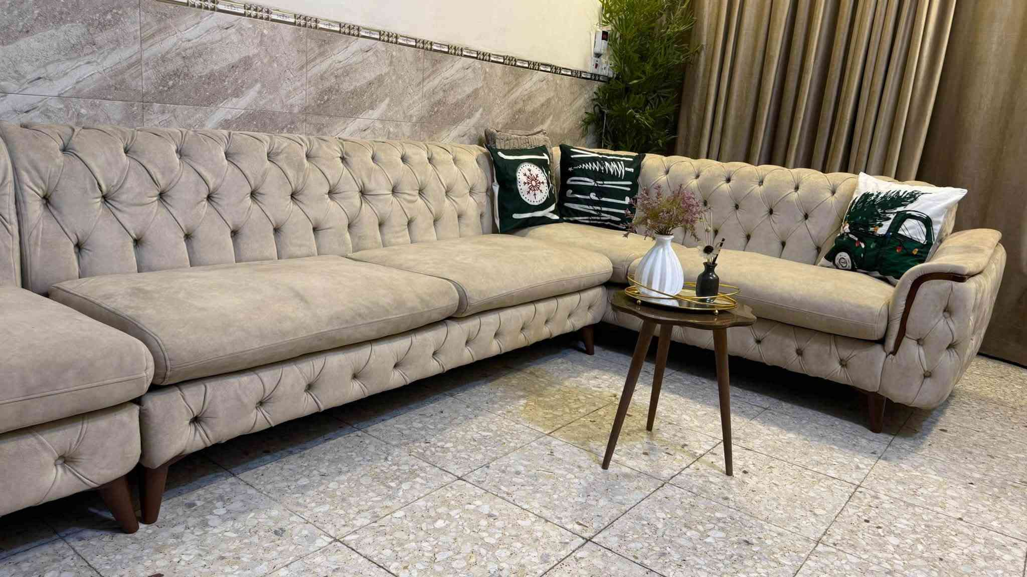 كورنر تركي  8 مقاعد نضيف جدا بدون اي ضرر السعر 400العنوان الشعب ***********
