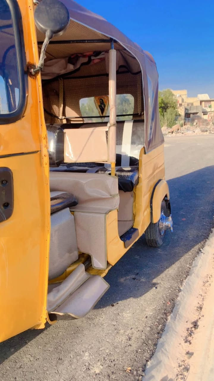 موديل ١٧ جاهزه من كلشي تعمير وصبغ جديد اوراقه ٧كاملات
سعر ٣و٦٠٠
***********
