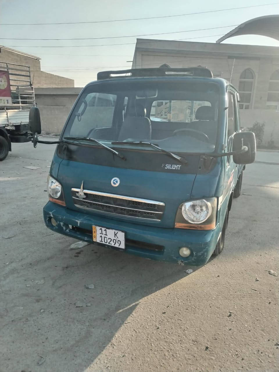 السلام عليكم
كيا ام عيون موديل 2002 
سياره جاهزه
 السعر 70 
الاتصال على هذا الرقم 
 7760840070
