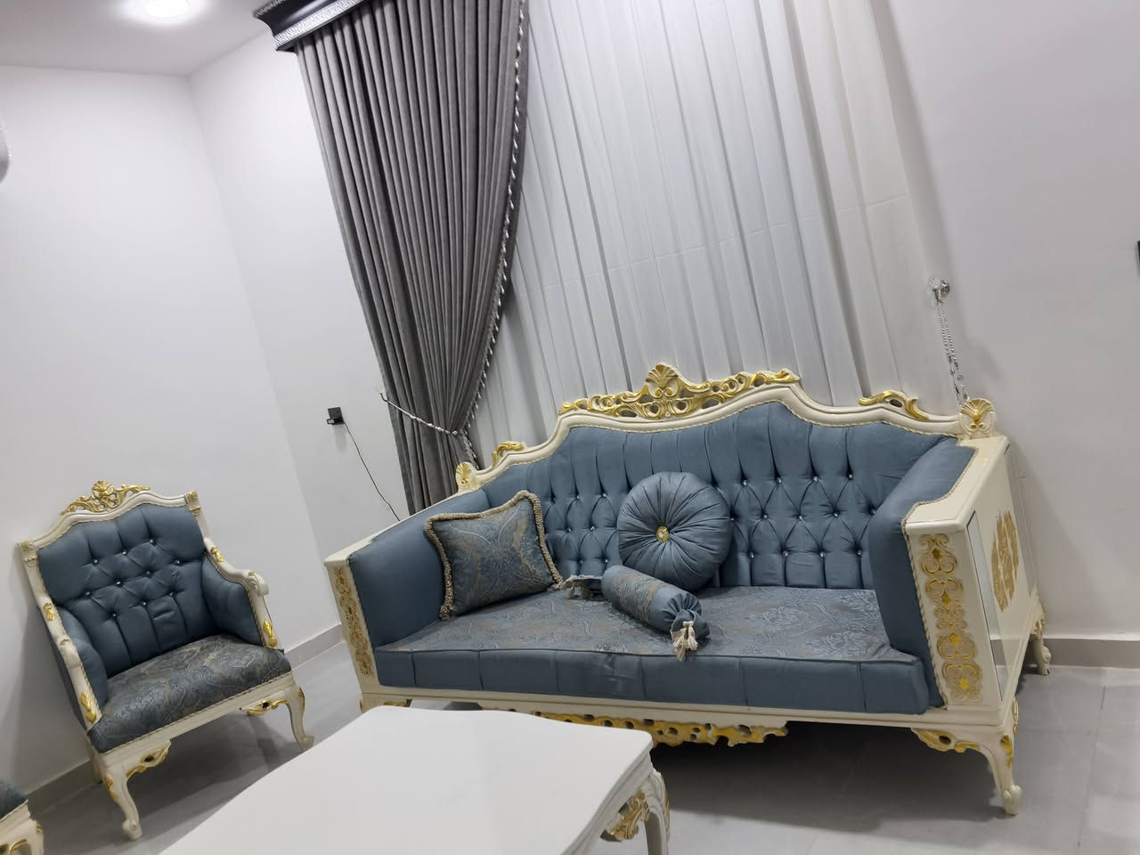 سلام عليكم تخم كلاسك تركي غير مستخدم جديد سعر مليون ونص العنوان حي تونس تواصل ع رقم ***********
