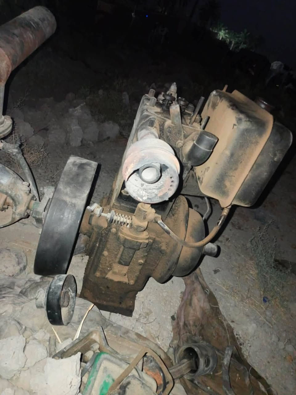 السلام عليكم موطور 4x4 هندي للبيع شغال لدفع لماء خير من الله عوزه نوزل فقط مكانه بابل محاويل ناحية الامام السعر 200 وبي مجال للاستفسار *********** واتساب او خاص

