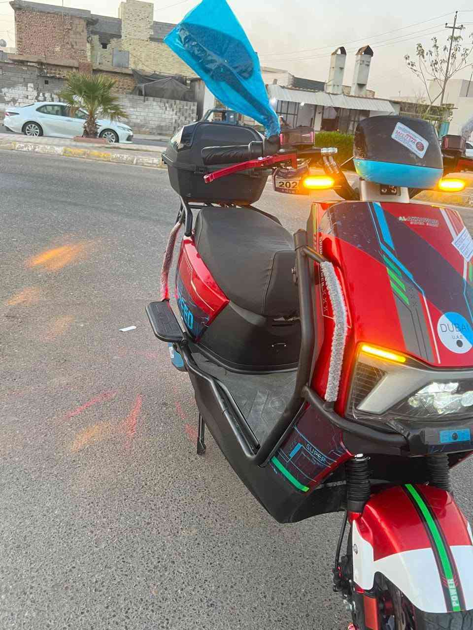 السلام عليكم للبيع
دراجه شركة الأخوين دبدوب 
موديل2026
موطور بالكارتون جديد ماشيه 3000
(اخو الزيروو مستخدم شي قليل ...)
(بطاريات عدد 6 على فحص ) 
فول مواصفات  «ملف 3500W» 
(نظام  R) (نظام P)
(مخرج شحن USP) 
لايت زنون عالي ناصي 
اشاير يمنة يسرة دبل اشارة
السعر 675الف وبي مجال
الموقع داخل الرمادي
الاستفسار***********
