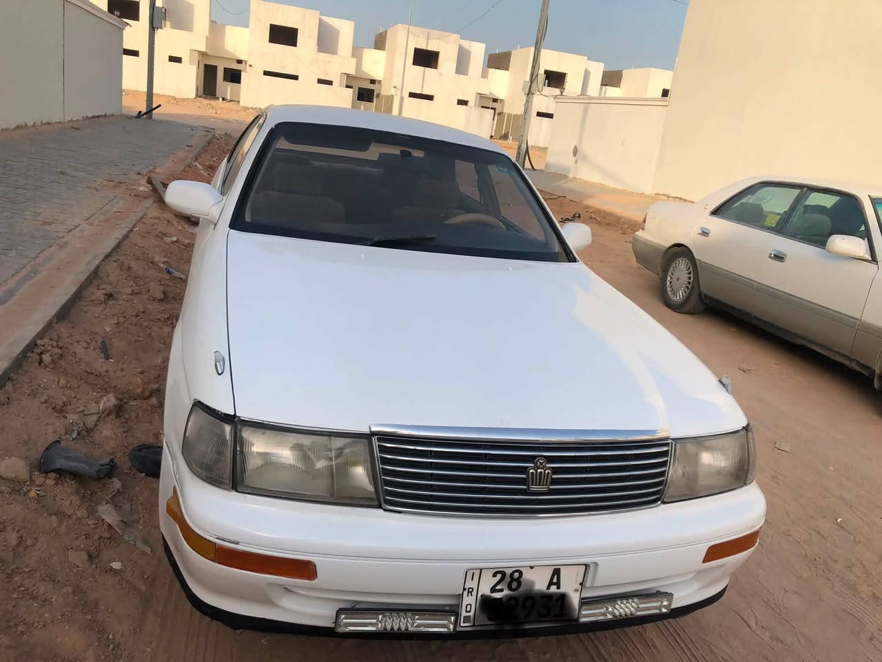سلام عليكم بطة متصل مديل ٩٢ مصبوغة عام بيها شويه خياسات تخم تاير جديد تبريد ثلج رقم نجف انگليزي راعيها نجف گير مكينه بحاله جيدة حدادية جديدة مكفولة من الگص ونقل جثة 
واتساب***********
