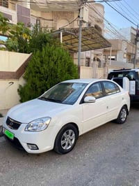كيا ريو • ٢٠١٢ • كاميرا وشاشة