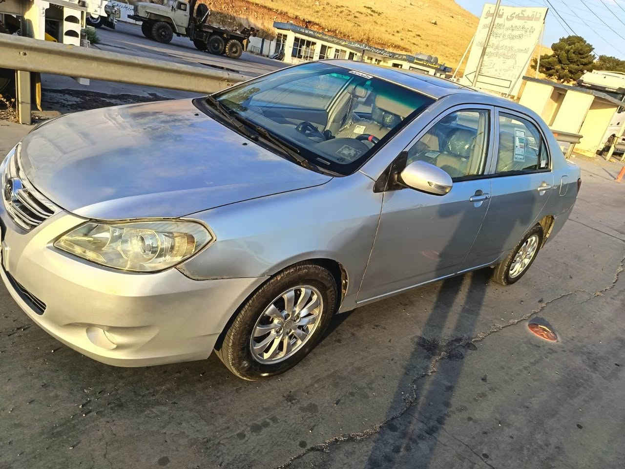 BYD.G3
2013
گێڕ تۆماتیک 
گێڕ و مەکینەی بیلاد بەشەرتی ئەوەی ئیسپانەی بەر نەکەوتبێ
سەنەوی بخداد پلاستیک 
گێڕ و مەکینەی بەشەرتی ١٠ فیتەر 
لێدراوی نیە پشت و پێشی کەپسە 
سڵایت 
تەبرید لەسەر سویچ🥶
لایت زینۆن 
چوار تایەو ویلی لۆکی لەژێرە 
تەقەو ڕەقەی بەشەرت 
چوار جام کارەبا 
ئاوێنە کارەبا 
حاسەی دەرگاکانی ئیش ئەکات 
کارەبای هەموو گیانی ئیش ئەکات 
سەیارەکە زۆر مەزبوتە ماڵی دۆستە 
سعریشی خوار هەموو بازاڕ
٣٣ گەڵا و کەمێک مەجال 
ئەگەر موشتەریت تەلەفون بکە جوابی مەسج نایەمەوە 
***********
ڕەقەمی ساحێبەکەی ئەوەیە السليمانية, العراق
