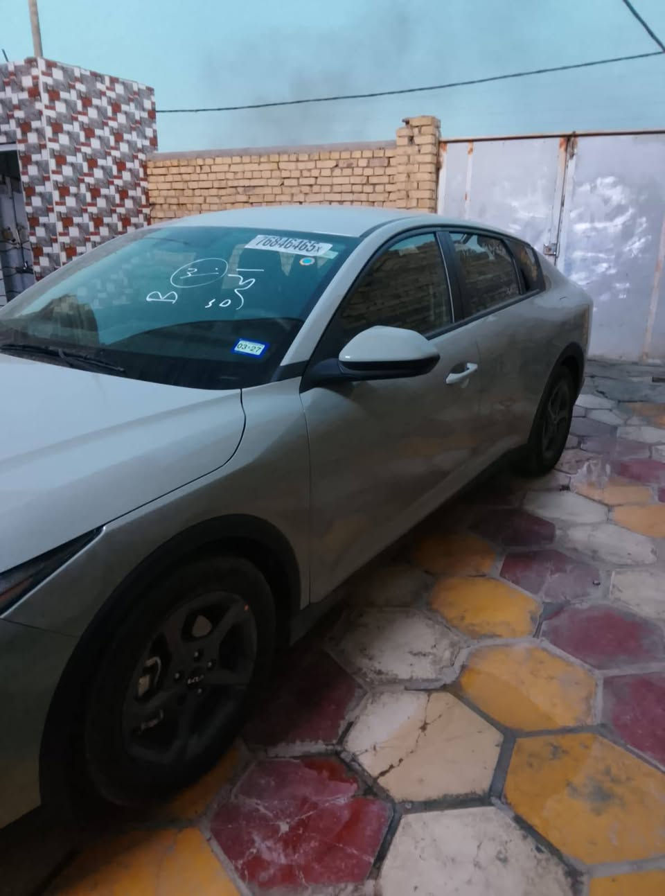 سلام عليكم كي فور ٢٥شهداء ذي قار دخول جديد حادثه موضح بلصور بدون صبغ بدون تبديل السياره جديده حيل ماشيه 10الف فقط مواصفات موضحه الون سمنتي السعر 158وبيه مجال الشراي  الا ستفسار انتصال عله الرقم ***********العنوان الناصريه مركز
