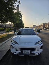سونك بلص  ٢٠٢٥ لون ابيض مكفولة ماشية ٥.٠٠٠ كيلو متر  ١٣ كامرة اوتو بار...