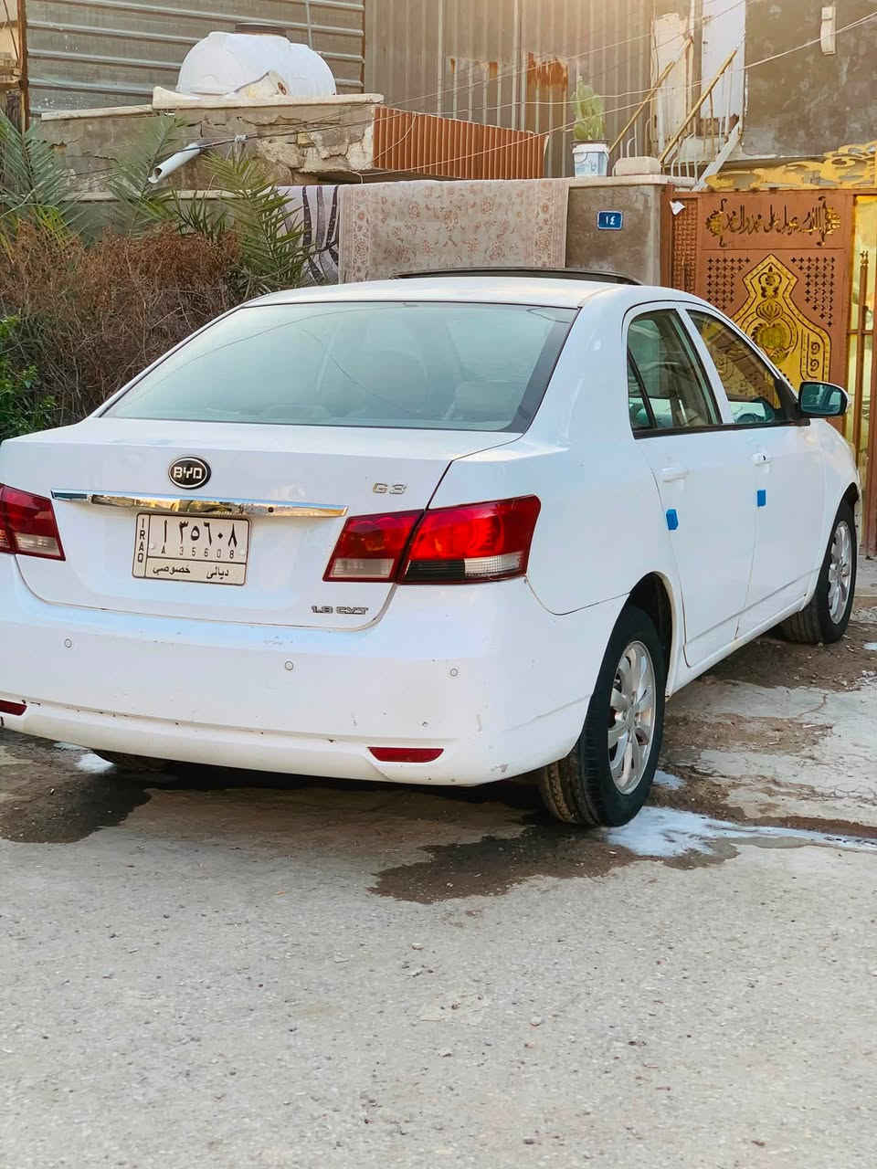 بي واي دي ج ثري ٢٠١٣ كفاله من عدا طخه بلباب الخلفي ما مصلحه بعدها سياره كير محرك بلباكيت مشط ستيرن نص عمر تخم تاير جديد صدر جديد خلفي وامامي اصفرها غرامات تحويل ثاني يوم السعر ٥٢ وبيها مجال
مكان بغداد ***********
