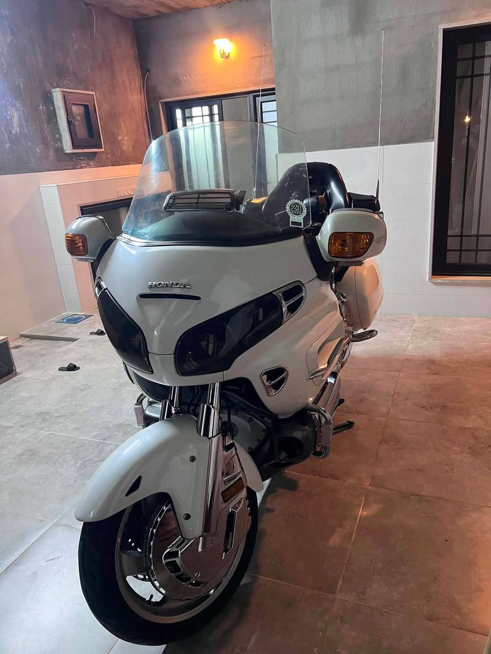 گؤلدوينگ  ١٨٠٠ ٢٠٠٣ سپي سةدةفي بي دةعم بي ليدران بي كيشة گيرو مةكينة بةشرت يةك دينار مةسرةفي نية زور خاوينة سةماحةكاني زور خؤشة بي خشة خشة هەمووی نەشەرت بۆ پەیوەندی *********** أربيل, العراق

