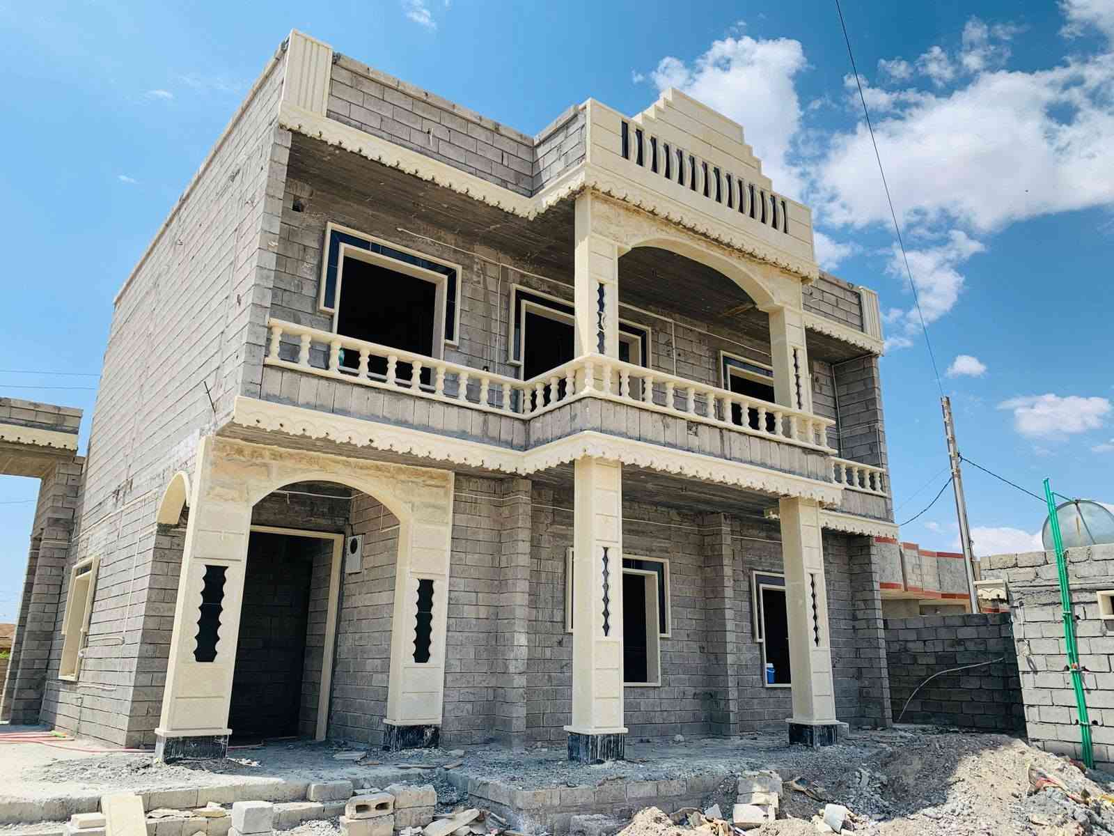 السلام عليكم ورحمة الله وبركاته كادر حلان لتغليف الواجهات كرسته وعمل مع عمل كوبنات حلان ومرمر حف ودرز الواجهات والأسعار مناسبه نوع الحجر أخضر  واصفر وباعذره/ ***********

