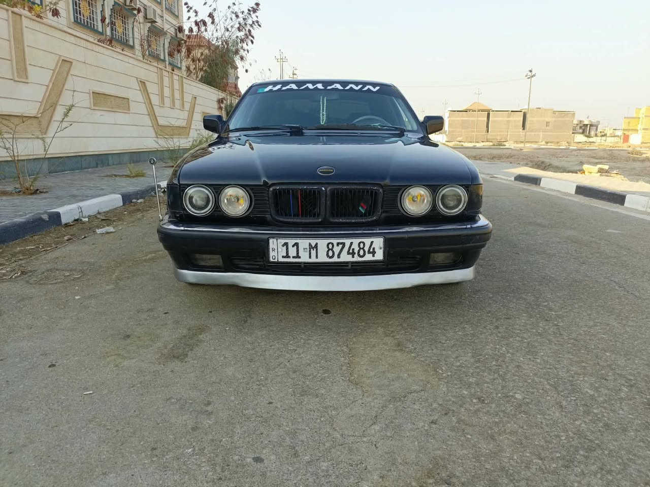 السلام عليكم
بي ام حجم 730
الموديل 1991 سنوويه لل2029 تحويل مباشر 
مكينه ثمانيه V8 كير تمساح مكينه وكير كفاله 
تخم تاير جديد حداده جديده مصبوغه عام جماليه بدون حادث نضام تشغيل عن بعد وشاشه تاب وكامره العنوان بصره قضاء المدينه السعر 65 وبيهه مجال ***********
