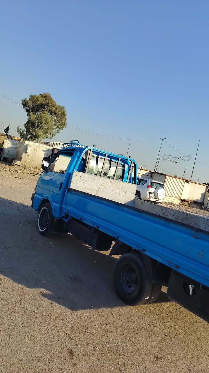 سلام عليكم ورحمة الله كية بنكو 96 بلادية تك 
مكلف بل نشر صاحب سيارة رقم الهاتف
***********
