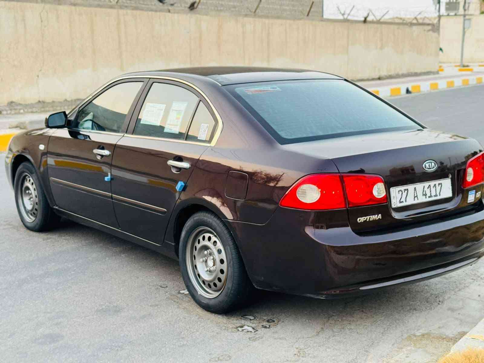 سلام عليكم كيا اوبتيما 2009 خليجي رقم ذي قار الجديد بسمي سنويه جديده 
مكفوله من الضربه والضرر داخلي 
فقط رش حزام بسبب الجراد بدون ضربه 
سياره جاهزه محرك مامفتوح 
تبريد شغال محرك كير حداديه تبريد تخم تايرات جديد سياره جاهزه الأخير 
السعر100   وبيه مجال 
المكان ناصريه 
الاستفسار 
‭***********
