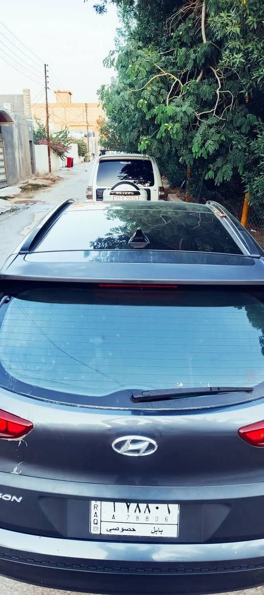 السلام عليكم ورحمة الله
Hyundai Tucson 2016 AWD فول مواصفات
وارد امريكي ضرر بنيد فقط مبدل أصلي 
بدون لغد أو شاصي أو دواخل . . 
رقم بابل ألماني ( سنوية غير نافذة ) تحويل مباشر
- محرك 2000 GDI  بلادي بدون دونز أو تنقيص
- بصمة تشغيل + أبواب + جنطة
- ترحيب عند الاقتراب
- لايت Auto 
- لد نهاري أمامي 
- مرآة تعتيم وسطية + حساس دخول كراج المنزل
- بانوراما
- وضعيات قيادة ( Sport + Normal + Eco ) 
- وضع تثبيت السيارة بالمنحدرات 
- فول تحكم ستيرن 
- كروز تثبيت سرعة 
- أوامر صوتية ( إتصال + موسيقى + Gps ) 
- تدفئة بالمقود 
- سستم صوت Bose بلادي 
- تحكم تبريد منفصل ( مناخين ) 
- رادار جانبي بالمرآة + إشارة Led
- حساس اصطفاف عند الرجوع للخلف 
- شاشة كار بلي + كاميرا دوارة 
- حساس ليلي نهاري للتحكم بإضاءة الدشبول
- داخل أسود يجي فقط بالفوول 
- كشنات جلد + تدفئة بالكشنات
- كشن السائق كهرباء 6 حركات
- تبريد خلفي 
- صندوق كهرباء ذكي ( يفتح عند الاقتراب ) 
- حساس إطار لقياس ضغط الهواء
- أريل نفكيشن 
_ السيارة عليهه إدامة كاملة من منظومة البنزين وغرف الإحتراق + تبديل فيت بم وفلتر . . 
_ إدامة لمنظومة التبريد ( تبديل راديتر أصلي + ماء بريستون ) 
_ تبديل بلكات مطابق لرقم الشاصي 
_ إطارات جدد + باتري 
السيارة جداً نظيفة داخل وخارج 
للإستفسار فقط الاتصال على الرقم ‏‪***********‬‏
