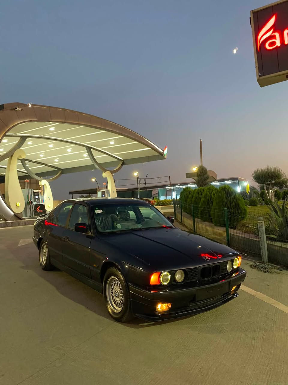 بەناوی خوا , BMW مۆدیل 1991 ، نیلی ، مەکینە 520 گێڕ حادی کلاج ڕادیس 🚀لە قوەت بێزارە ، ئاڕم پلاستیک هەولێر ئاڕموو ئەوەلیات و پلێتی ئەسڵی و موس و بڕاوەو لێدرانیش بەشەرت ، تازە کورە کراوە بۆ جوانی چاڵو قوپی نیە ، گێڕو مەکینە هەڵمیشی نیە کارەبای و تەقەو ڕەقە هەموو گیانی بەشەرت ، 4 تایەو ویل حەسیر لۆک ، لایت ئەڵقە ، دەحامی Mسپۆڕت ، جام کارەبا ، کوشن پەڕۆو جڵدی بیلادی ، فۆڕمیکا ، بەگ لایت سەر سپی ، جامی پێشێ نوێ ، 2 باڵی بیلادی ، سەرە گزۆز M , زۆر شتی تر بەس ماشەڵڵای دەوێ ماڵەکە وەسفی ناوێ خۆی دەدوێ لەسەر دەقی بیلادی کاملە ، نرخ (39) مەجالێکی زۆر کەم شوێن (ڕانیە) (*********** )تکایە موشتەری نی سەری خۆشتو ئێمەش مێشێنە لگەڵ ڕێزم ، ئەدمین🖤
