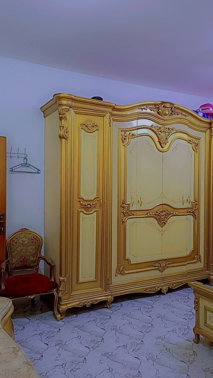 للبيع غرفه نوم ملوكي
المواصفات
الون:ذهبي مع بيج فاتح
الستايل :موديل تركي ملوكي فخم ونقش يدوي
الحاله :نظيفه جدا ومحافظ عليها مابيها اي كسر
السعر : مليون دينار قابل للتفاوض للجادين
المكان : الرمادي
البيع بسبب تجديد الأثاث
لأتصال ع رقم :***********
