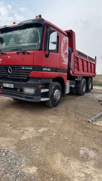 موديل ٢٠٠٠ • عدد ٢ • جاهزة للشغل
