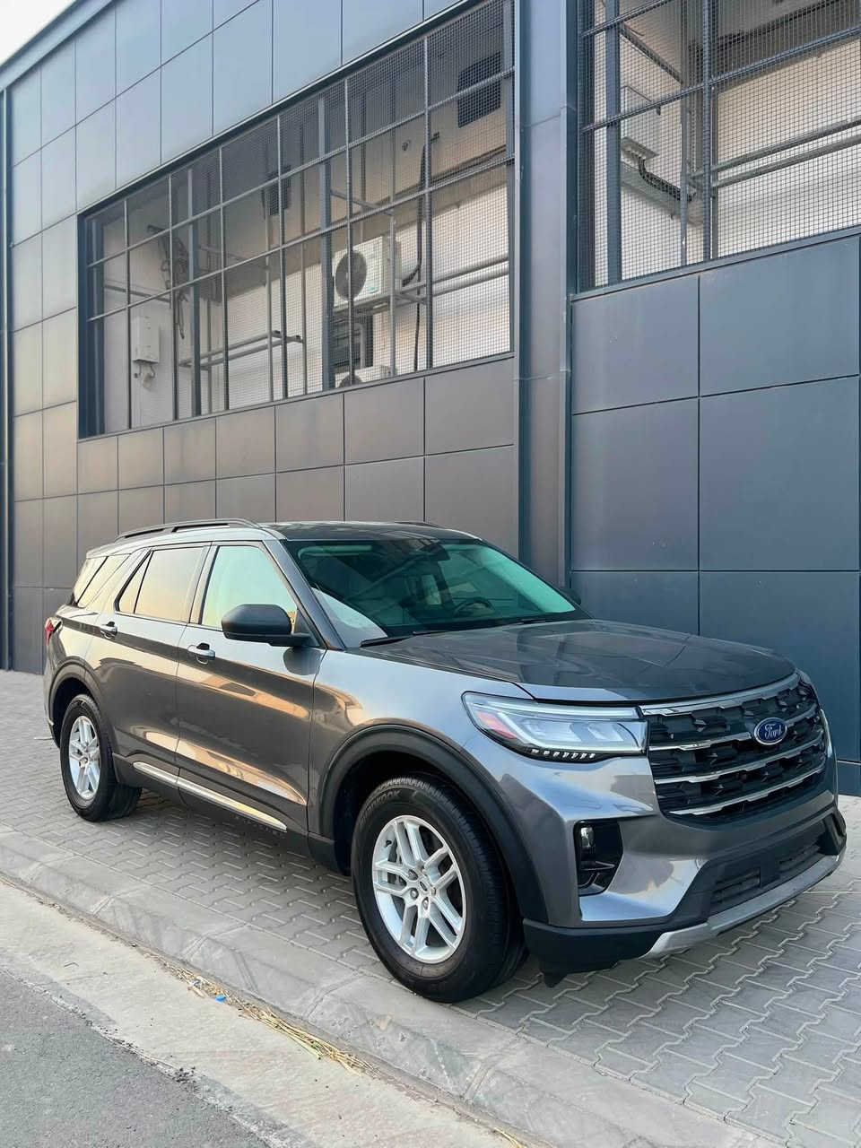 𝐅𝐎𝐑𝐃 𝐄𝐗𝐏𝐋𝐎𝐑𝐄𝐑-𝐀𝐂𝐓𝐈𝐕𝐄
فورد اكسبلور (ACTIVE) 

موديل : 2025

بدون رقم بشرط الترقيم شمالي

اللون : نفطي

عدد المقاعد : 7 راكب

المسافة المقطوعة : 22000 مايل 

حجم المحرك : 2.3L TURBO ( 4,سلندر )

 السعر : 26,000 $$

الضرر : كما موضح بالصور
بدون صبوخ بدون دواخل 

رقم شاصي 1FMUK7DH2SGB29786

المواصفات : 𝐀𝐂𝐓𝐈𝐕𝐄

كيج الكتروني

بصمة ابواب

بصمة تشغيل

تشغيل عن بعد ,𝐑𝐄𝐌𝐎𝐓𝐄 𝐒𝐓𝐀𝐑𝐓

شاشة دشبول ديجيتال

كاميرا

كير ماوس 

هاند بريك بصمة

اوتو هولد : 𝐀𝐔𝐓𝐎 𝐇𝐎𝐋𝐃

اوتو ستارات : 𝐀𝐔𝐓𝐎 𝐒𝐓𝐀𝐑𝐃

اوتو ستوب : 𝐀𝐔𝐓𝐎 𝐒𝐓𝐎𝐏

رادار امامي (تحديد مسار)

رادار جانبي  (نقاط عمياء)

رادار خلفي (التحذير من الاصطدام)

حساسات خلفي

نظام : 𝐄𝐂𝐎

نظام : 𝐍𝐎𝐑𝐌𝐀𝐋

نظام : 𝐒𝐏𝐎𝐑𝐓

نظام : 𝐓𝐎𝐖/𝐇𝐀𝐔𝐋

نظام : 𝐒𝐋𝐈𝐏𝐏𝐄𝐑𝐘

مانع انزلاق+𝐀𝐁𝐒

تحكمات استيرن

استيرن هيتر

كشنات هيتر 

تبريد لمس

تبريد مركزي

صندوق شفط كهربائي 

لايتات 𝐋𝐄𝐃 ليد وعدسة زينون بيلادي

بكلايتات 𝐋𝐄𝐃 ليد بيلادي

وبقية المواصفات المعروفة 

العنوان :

السلیمانية

‏

‏‎

‏‎للاتصال والاستفسار ؛ ***********
