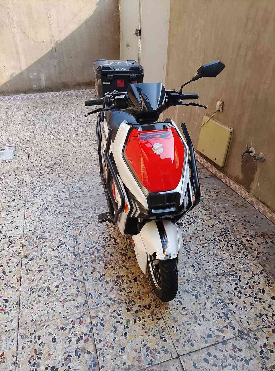 دراجة شحن • بطارية أصلية • حي اور