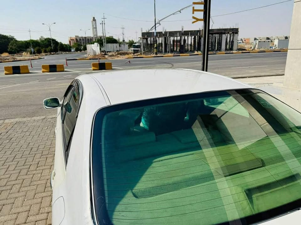 به ناوي خوا گه وره
شاهينه ي رويال ١٨٠ 
بجوك به بجوك 
مه كينه ي به شه رت 
كه ڤه ر گوراو شاسي به شه رت 
ماشالله به قوه ته 
دوو دگمه 
ناو زه رد 
كودي نييه 
٤٨ مه جال 
براوه يه له كه لاره 
***********
