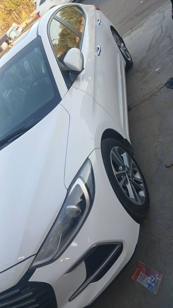 السلام عليكم
النترا سوبر 2019 رقم بغداد
‏🇰🇼خليجي
🚗 فول مواصفات
⚙️ مكينة 2000 دوش
🔁 كير أوتوماتيك (AT)
🌤️ فتحة سقف سلايد
🎮 تحكم ستيرن
📹 كاميرا خلفية
❄️ تبريد قطعتين
🎵 حاكية + بلوتوث
🛑 حساس أمامي
🚦 حساس خلفي
💡 لد نهاري أمامي
🛞 ويل كب كروم
🪞 مرايا جانبية كهرباء + إشارات + شفط
🛣️ أنظمة قيادة (اقتصادي / نورمل / رياضي)
مكفولة كفاله عامه  
مكان السيارة بغداد
*********** بغداد, العراق
