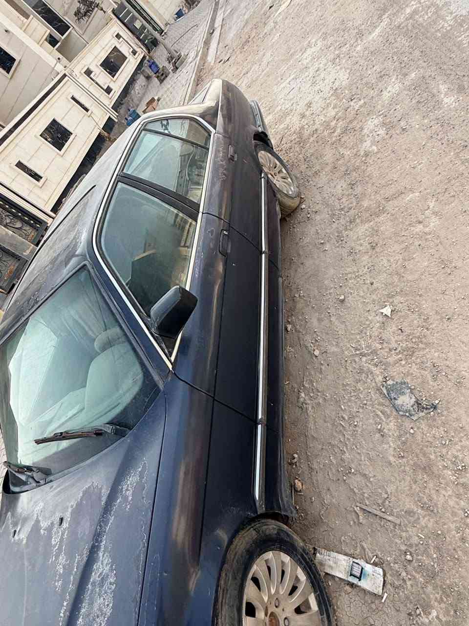 بي ام • ١٩٩٣ • حجم ٧٣٠