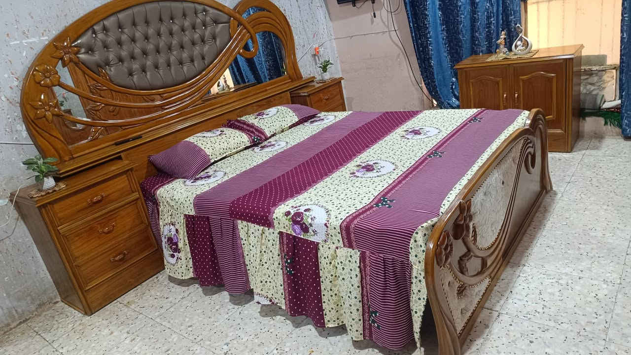 مكلفه بلنشر غرفه تسكام صاج داخل وخارج ام السته طابقين النوع الثقيل السعر مليون وبيه مجال قليل مكانه مشروع للاتصال ع الرقم ***********
