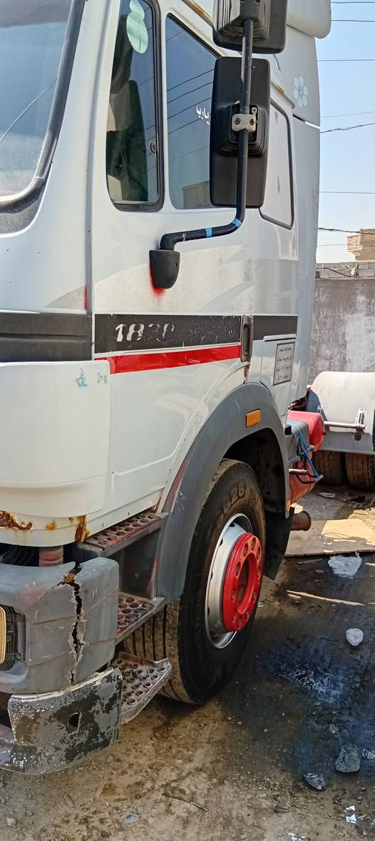 السلام عليكم للبيع البي مكينه 8 دبل سوبر كير 4×4 رقم انكليزي بصره مسجله بل السنويه تنكرتحويل مباشر السعر ١٤٠ ورقه وبيه مجال *********** بغداد جرف النداف معرض ابن المدائن @
