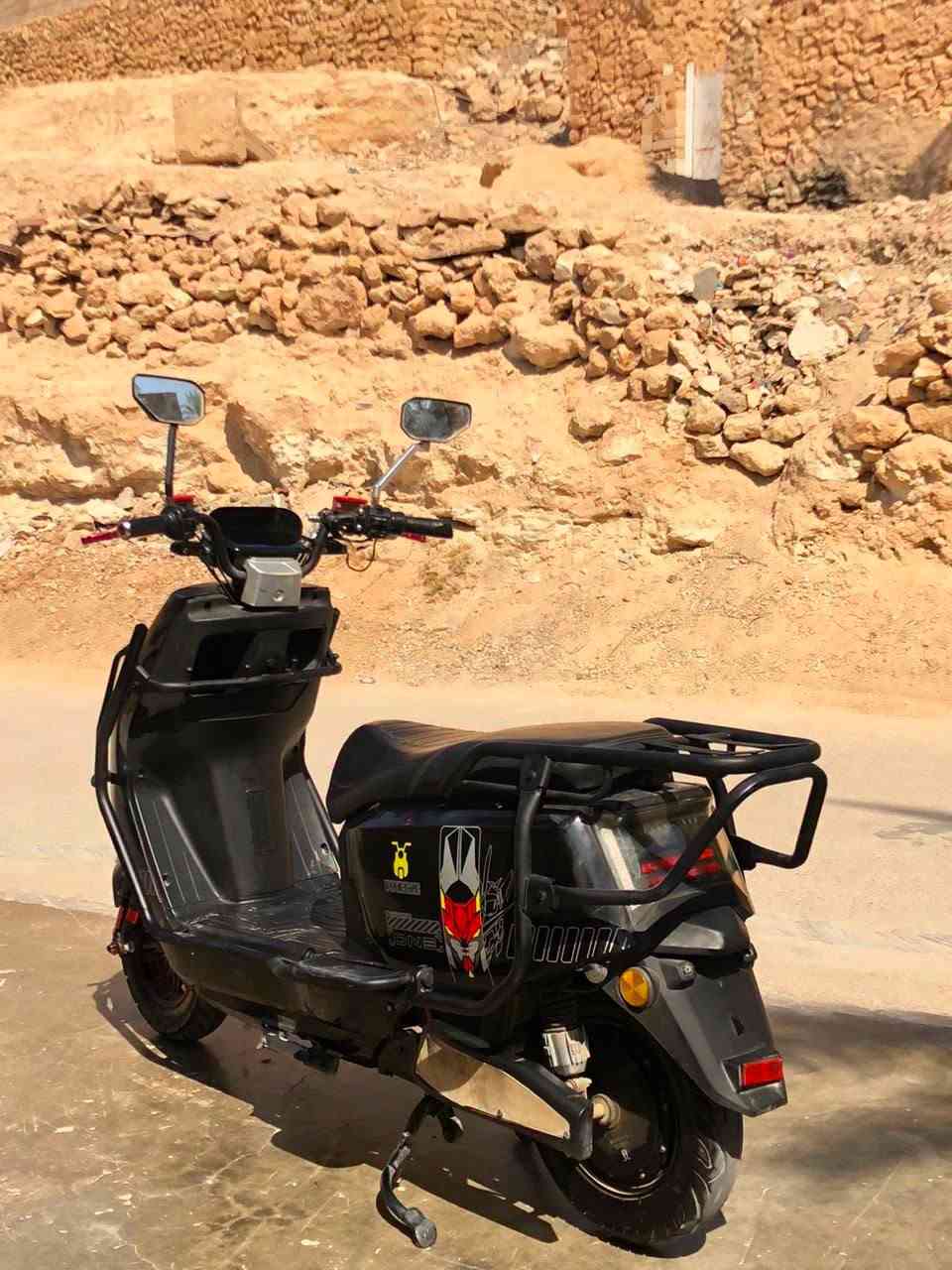 ماطور شحن 6 بطاريات سكنس دبدوب   بطاريات على الفحص موديل 25 السعر 550 الف والاستفسار على هذا الرقم
*********** 
واتساب بي
