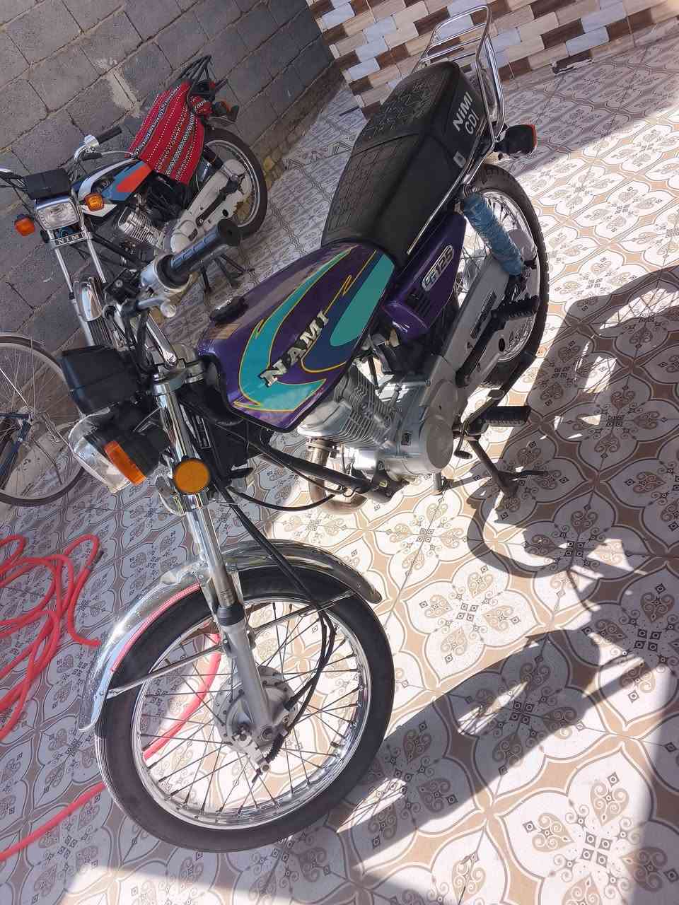 سلام عليكم دراجه للبيع نامه متياز موديل 25 لون بنفسجي دراجه خير من الله حلوه السعر 600 وبيه مجال بسيط ***********
