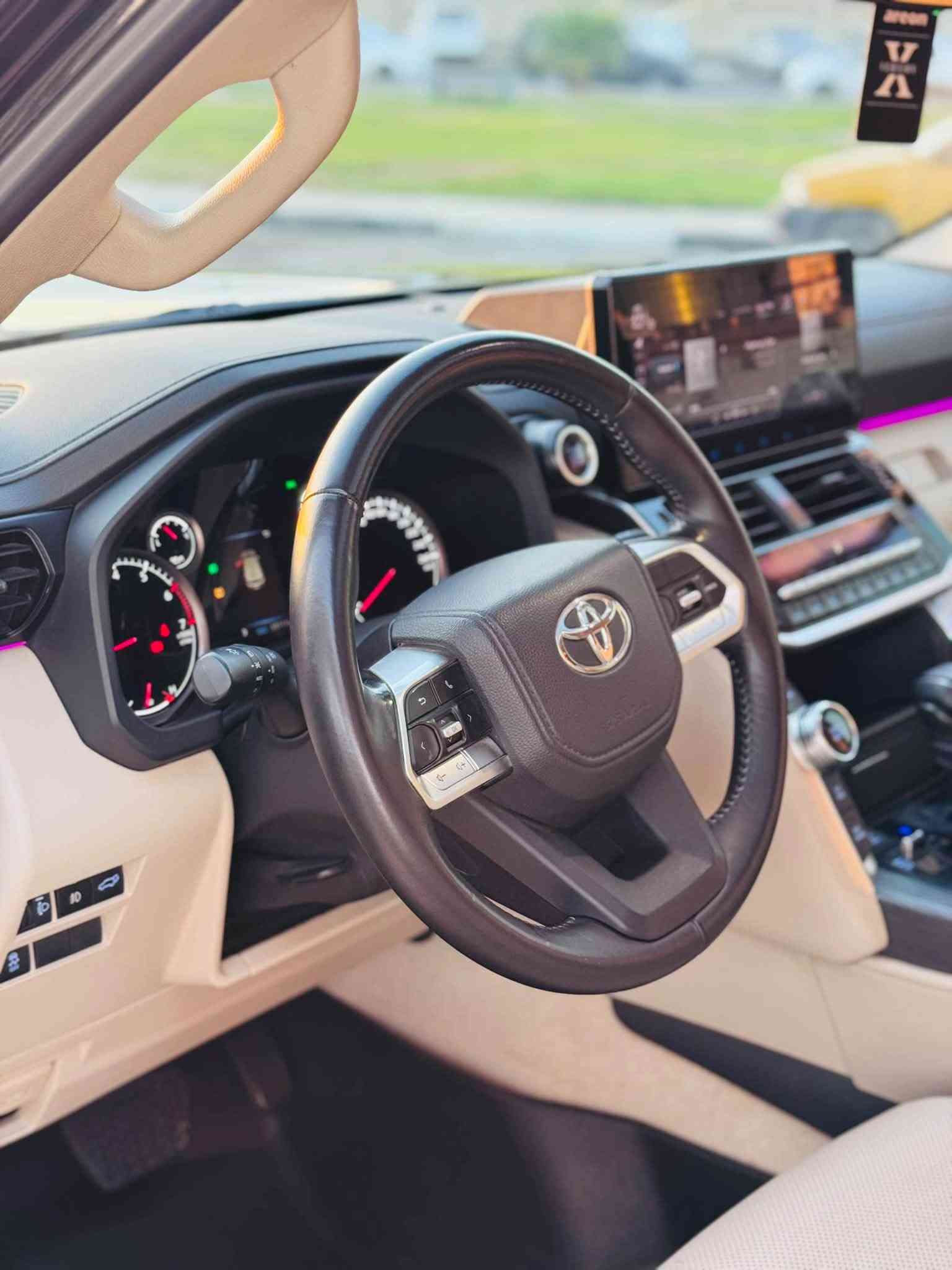 ⚫️ تويوتا لاند كروزر || Toyota Land Cruiser
رقم اربيل تحويل او وكاله 
📅 موديل 2024
🔧 محرك 4000 تنفس طبيعي
🛣️ ماشية 58 كم
🛡️ مغلفة PPF بالكامل

⚙️ مواصفات GX.R LIMITED

✨ فتحة سقف
❄️ تبريد مقاعد
🖥️ شاشة وسطية كبيرة
📷 كاميرات 360°
📡 حساسات أمامية وخلفية
🔑 دخول وتشغيل ذكي
🎯 مثبت سرعة
🎛️ تحكم بالمقود
💡 إنارة LED
⚙️ جنوط ألمنيوم
🌡️ تكييف ثلاثي المناطق
🛡️ أنظمة أمان وثبات
✅ مفحوصة وكفالة عامة

📲 للتفاصيل أكثر:
***********
📍 العنوان:
 البصره
