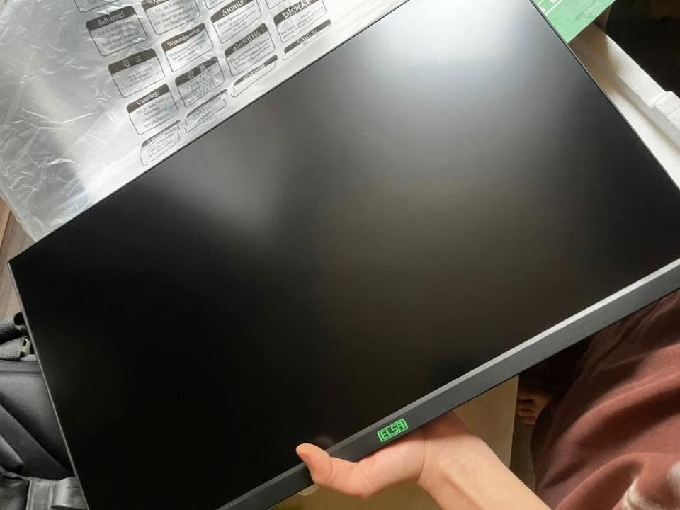 شاشة ألعاب • ٢٧بوصة • ١٨٥هرتز