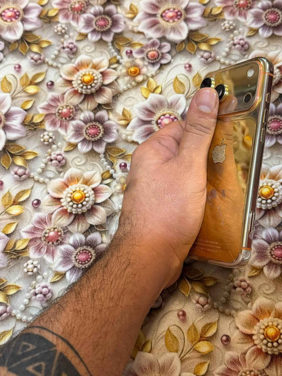 آيفون ١٧ برو ماكس • ٢٥٦ • بطارية ٩٤٪