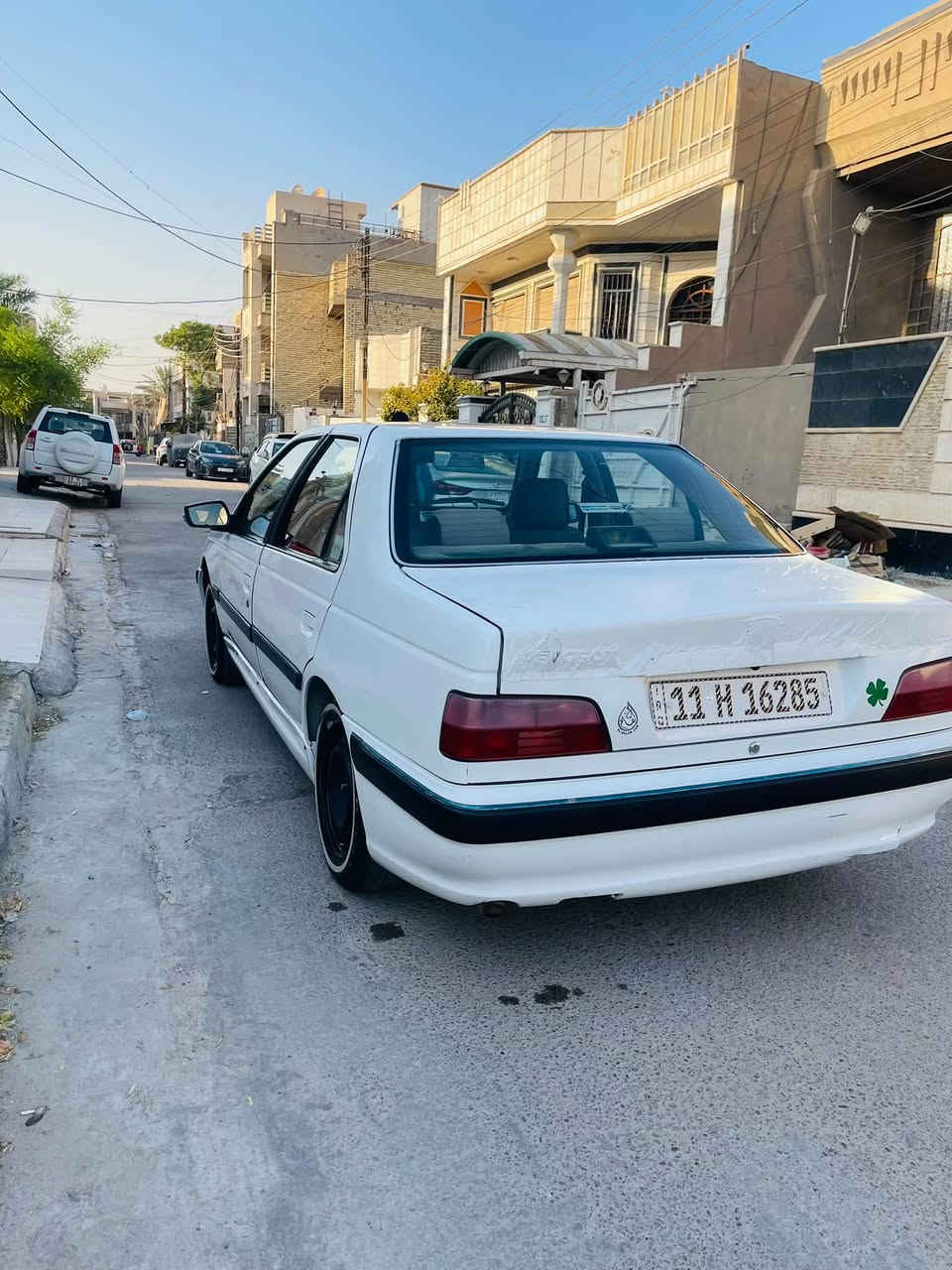 السلام عليكم سياره بيجوبارص موديل 2022 رقم بغداد بااسمي تحويل ثاني يوم السياره جاهزه من كلشي تبريد ثلج  ماشيه 92الف السياره بيها صبغ باب خلفي ايمن  وجاملع امامي ايسر والسونار مرفق مع الصور 
مكاني بغداد حي المواصلاات***********
السعر 65 وبيها مجال
