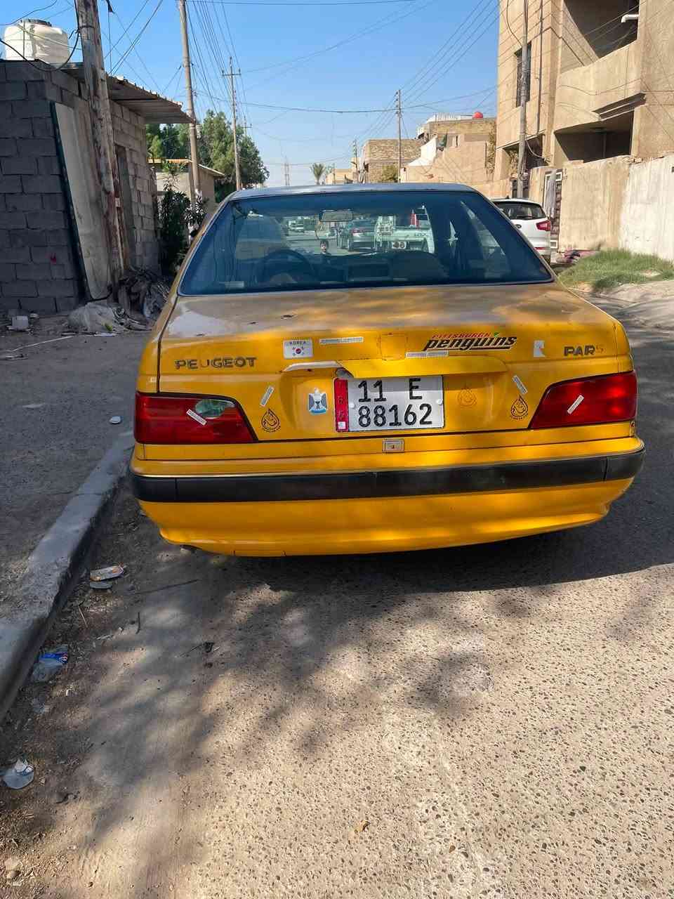 السلام عليكم عندي بيجو بارس مديل 13 سيارة خير من الله بيها هلالات معمرة وخياسات بسيطة جدا كير مكينه خير من الله تبريد شغال باتري جديد رايدها 32 وبيها مجال عنواني بغداد حي الاعلام ***********
