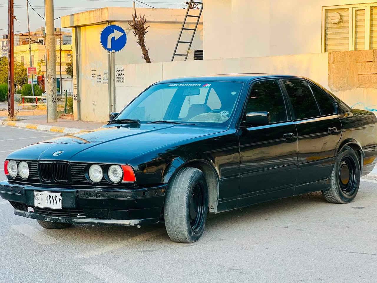 سڵاو بیئێم 525تۆماتیک جام کارە با سڵایت ناوڕەساسی ئاڕمی پلاستی کی هەولێ ئاڕمو ئەوەلیاتو موسو بڕاوەی بەشەرت  دەعمو لێدراوی نیە گێڕومەکی نەی مەزبوتە تەقەوڕەقەی نیە
نرخ 39گەڵاو مەعامەلە 
ژم***********
سەیارەکەهی مننیە جوابی جاتو کۆمێنت نادەمەوە تەلەفون بۆخاوەنی بکە السليمانية, العراق
