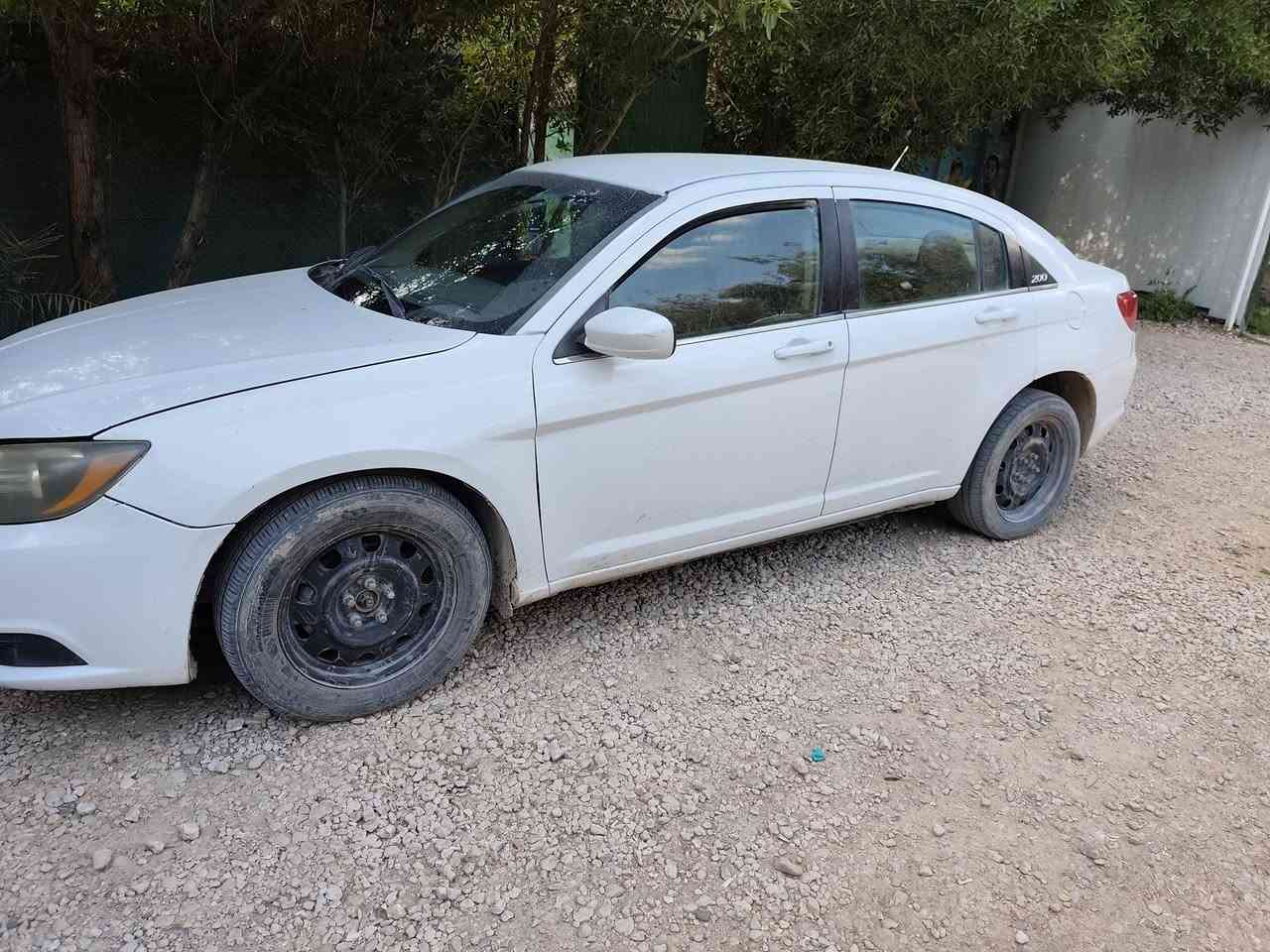 سلام عليكم سي 200 رقم ذي قار
موديل2014

محرك3600 v6 

للبيع او مراوس 

محرك كير جديدات 

حداديه جديده 100٪ 

تخم تاير

 للعلم صور قديمات بدلت تايرات وجامه اماميه جديده 

لانو صار خياس يم جامه الاماميه وسويته وصبغته رجع بلادي 

السياره يرادلها كهربائيات وبيها نواقص بسيطه 

كشنات تتفئه للسياق وراكب  . 

السياره بيها 3 قطع الدعاميه والبنيد والجاملغ مصبوغات 

مكاني حله شارع 80 

السعرر. 60 ورقه وبيها مجال 📍

الاستفسار ***********
