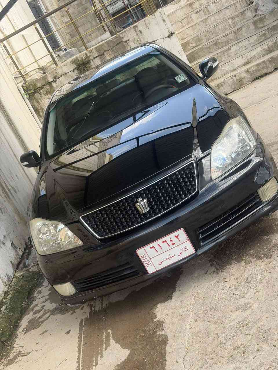 Toyota crawn 182
شاهینە ١٨٢
مۆدێل ٢٠٠٥
سەیارەکە ٣ دووگمەیە 
جلد و هیتەر و سلایت
تەبرید و کارەبای بە شەرت 
٤ تایەو ویلی تازەی لە ژێرایە 
بێتەقەو ڕەقەیە دەبڵەکانی تازە گۆڕاوە 
کامل لیدی ناوەکەی گۆڕاوە بە سور 
بەشەرتی گێڕ و مەکینە
٣ پارچەی ئەوروپای بۆیاخە بە شەرتی فەحس
بێدەعم و بێ ناو گرتن
بۆ نرخ لەوەتساپ پەیوەندی بکەم
***********
