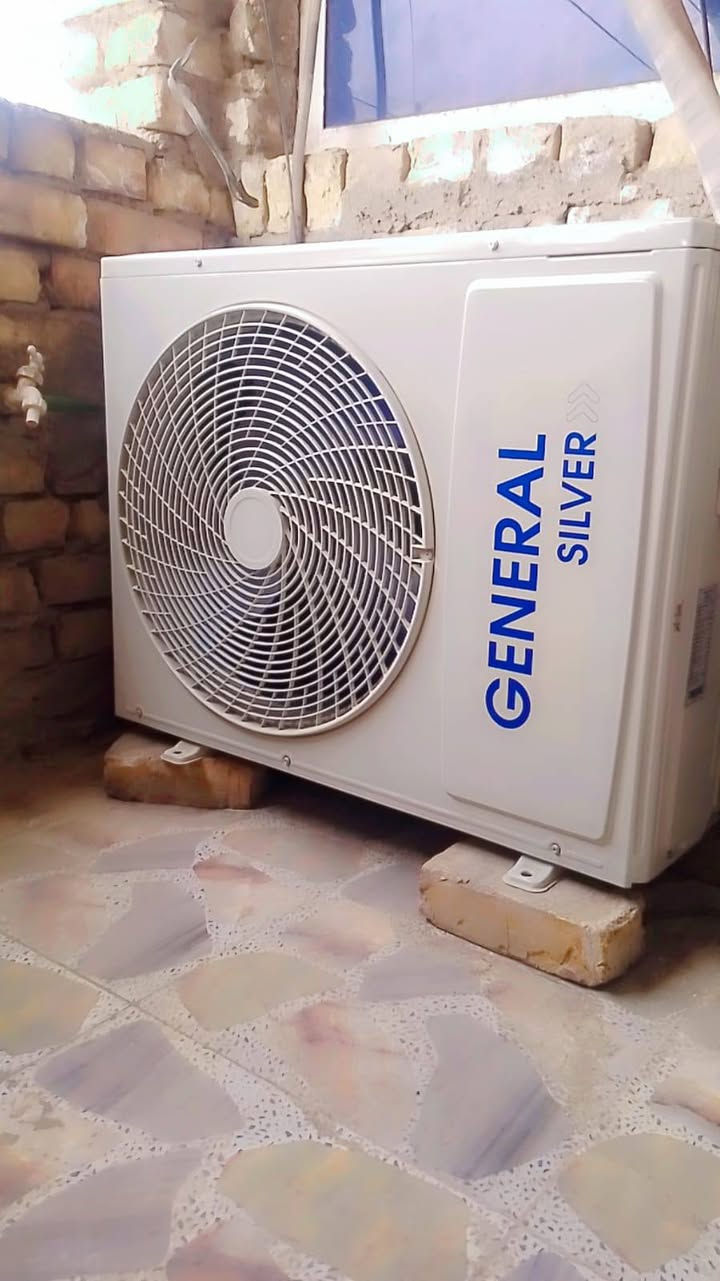 سبلت جنرال للبيع طنين بعدة جديد ونضيف حار بارد تبريد فول.     ***********
